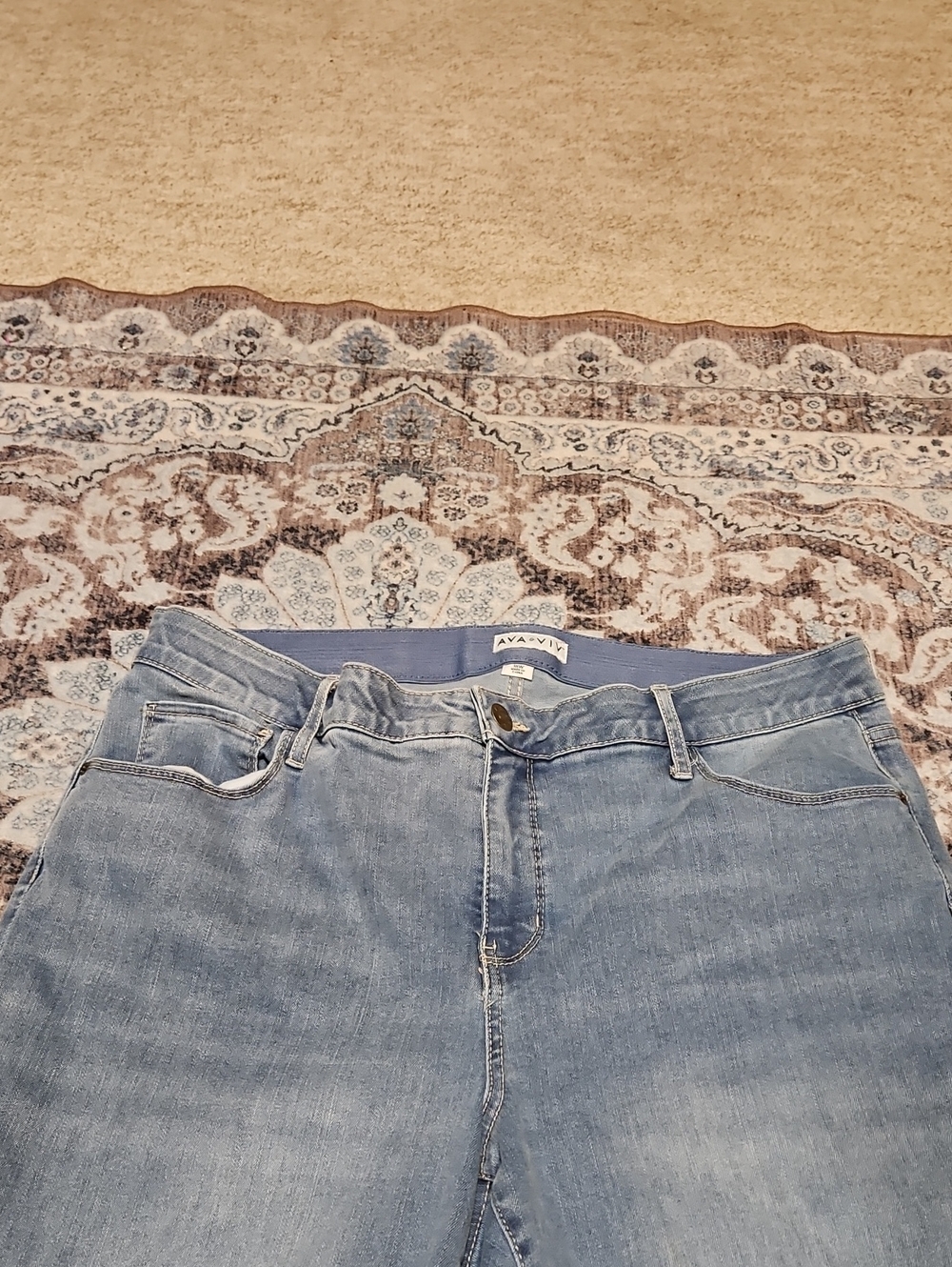 Ava & Viv Light Wash Straight Leg Jeans - Picture 3 of 7